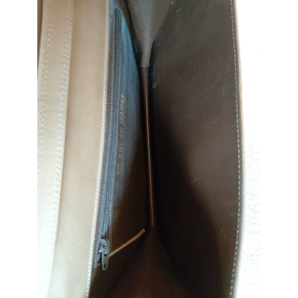 Bruno Magli Vintage Patent Leather Envelope Crossbody Purse Beige Brown - Picture 8 of 10